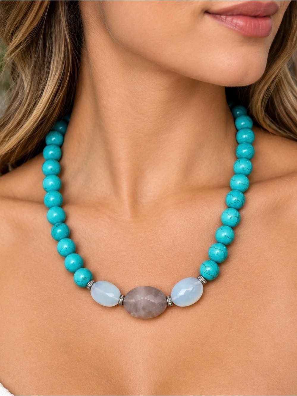 Lia Sophia “Kiam Family” Turquoise Howlite Agate Single Strand necklace 18“